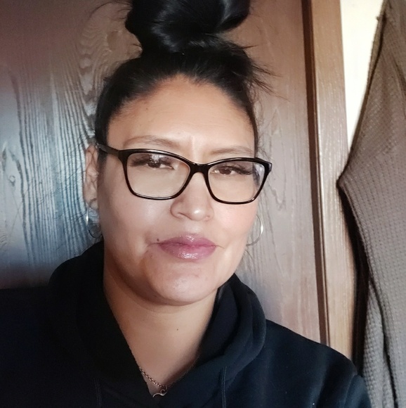 Meet your Posher, Elisha - Picture 1 of 1